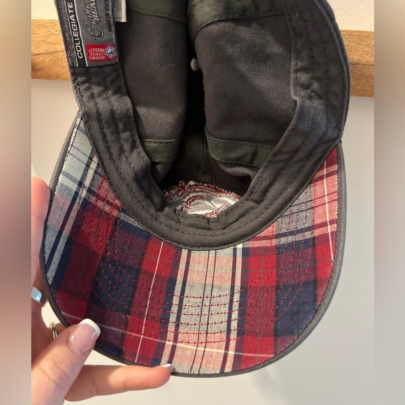 UARK Razorback Hat - Picture 4 of 6